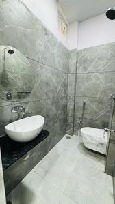 Bathroom Image of 1000 Sq.ft 1 RK Builder Floor for rent in Mahalakshmi Nagar Indore for Rs. 13000