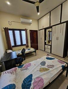 Bedroom Image of Pink petals women's stay in Kovilambakkam, Chennai