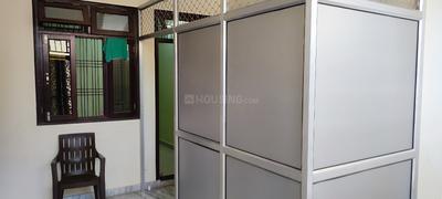 Bedroom Image of 800 Sq.ft 2 BHK Builder Floor for rent in Daulatganj Lucknow for Rs. 11500