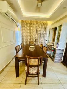 3.5 BHK Flat