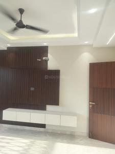 Bedroom Image of 2600 Sq.ft 4 BHK Builder Floor for sale in Punjabi Bagh New Delhi for Rs. 62500000