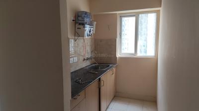 Kitchen Image of 585 Sq.ft 1 BHK Apartment / Flat for rent in Amrapali Dream Valley 2, Noida Extension Greater Noida for Rs. 15000