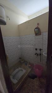 Bathroom Image of 700 Sq.ft 2 BHK Apartment / Flat for sale in Panchvati Apartments, Sector 62 Noida for Rs. 10500000