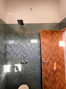 Bathroom Image of 1800 Sq.ft 3 BHK Independent House for rent in Ridmalsar Purohitan Bikaner for Rs. 30000