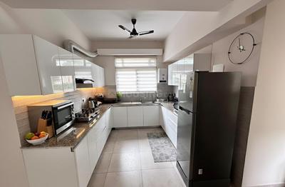 Kitchen Image of 3800 Sq.ft 3 BHK Apartment / Flat for sale in Tata Avenida, New Town Kolkata for Rs. 46000000