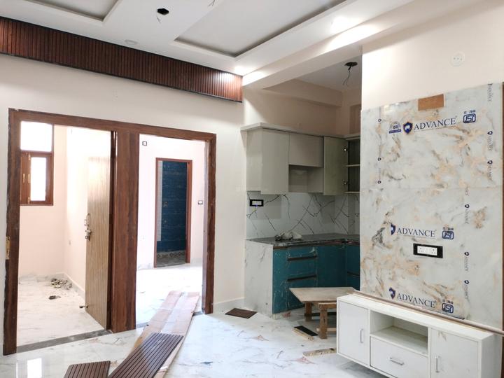 Vishal DLF Paradise Main Image 1