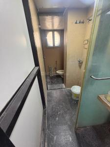 Kitchen Image of 850 Sq.ft 2 BHK Apartment / Flat for sale in Chembur Mumbai for Rs. 23000000