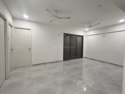 Living Room Image of 1935 Sq.ft 3 BHK Apartment / Flat for rent in Shivalay Sattva, Shilaj Ahmedabad for Rs. 30000