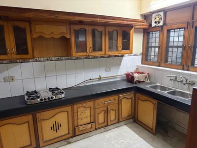 Kitchen Image of 2340 Sq.ft 3 BHK Builder Floor for rent in Sector 14 Gurgaon for Rs. 65000