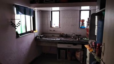 Kitchen Image of 780 Sq.ft 1 BHK Apartment / Flat for rent in Param Residency, Chala Vapi for Rs. 7500