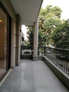 Living Room Image of 4000 Sq.ft 3 BHK Builder Floor for sale in Greater Kailash II New Delhi for Rs. 85000000