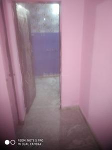 Bedroom Image of 646 Sq.ft 2 BHK Independent House for rent in Sector 35 Rohini New Delhi for Rs. 6500