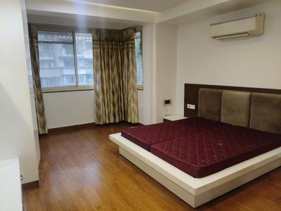 Bedroom Image of 2000 Sq.ft 3.5 BHK Apartment / Flat for rent in Sector 18 Dwarka New Delhi for Rs. 65000
