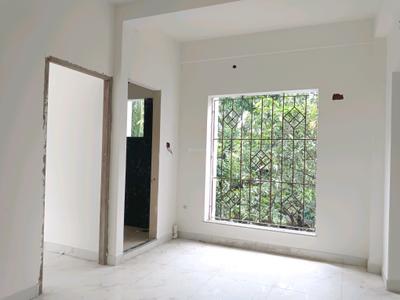 Living Room Image of 855 Sq.ft 2 BHK Apartment / Flat for sale in Purbalok Kolkata for Rs. 5700000