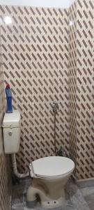 Bathroom Image of 500 Sq.ft 1 BHK Builder Floor for rent in Sector 19 Dwarka New Delhi for Rs. 15000