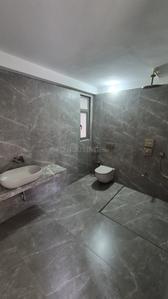 Bathroom Image of 2000 Sq.ft 4 BHK Apartment / Flat for rent in Swati Symphony, Bodakdev Ahmedabad for Rs. 110000
