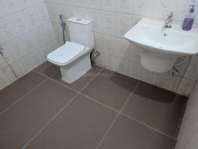 Bathroom Image of 2500 Sq.ft 2 BHK Independent House for rent in Thiruvalla Pathanamthitta for Rs. 20000