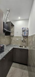 Kitchen Image of 1200 Sq.ft 1 BHK Builder Floor for rent in DLF Phase 3 Gurgaon for Rs. 25000