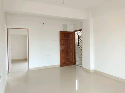 Living Room Image of 1200 Sq.ft 3 BHK Apartment / Flat for sale in Lake Gardens Kolkata for Rs. 9000000