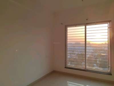 Bedroom One Image of 1150 Sq.ft 2 BHK Apartment / Flat for rent in Amanora Aspire Towers, Hadapsar Pune for Rs. 45000