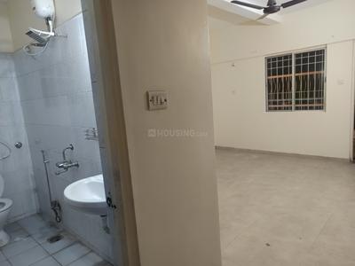 Bathroom Image of 1500 Sq.ft 3 BHK Independent House for rent in Shivaji Nagar Pune for Rs. 55000