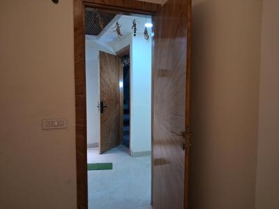 Bedroom Image of 1675 Sq.ft 3.5 BHK Apartment / Flat for sale in Sector 102 Noida for Rs. 8550000