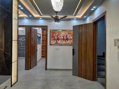 Living Room Image of 900 Sq.ft 3 BHK Apartment / Flat for sale in Hans Luxury Floor, Nawada New Delhi for Rs. 6900000