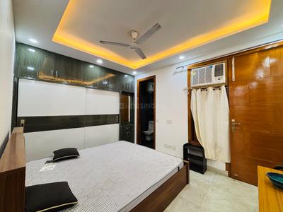 Bedroom Image of 500 Sq.ft 1.5 BHK Builder Floor for rent in Malviya Nagar New Delhi for Rs. 42000