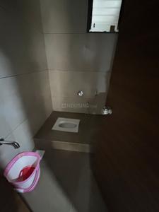 Bathroom Image of 2150 Sq.ft 3 BHK Apartment / Flat for rent in Rajeshri Maruti Aamrakunj 2, Sargasan Gandhinagar for Rs. 35000