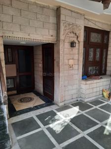 Image of 1000 Sq.ft 3 BHK Builder Floor for rent in Vikaspuri, New Delhi for Rs. 30000