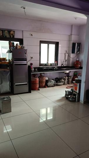 Nana Chiloda Main Image 1