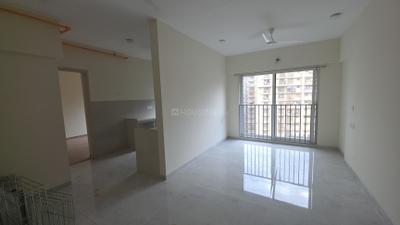 Living Room Image of 1040 Sq.ft 3 BHK Apartment / Flat for rent in Swastik Platinum, Vikhroli East Mumbai for Rs. 79500