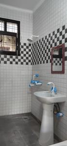 Image of 1100 Sq.ft 2 BHK Builder Floor for rent in Sector 49, Faridabad for Rs. 22000