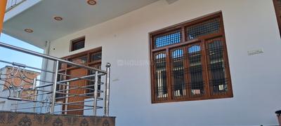 Image of 1800 Sq.ft 2 BHK Apartment / Flat for rent in Sahadatganj, Ayodhya for Rs. 9500