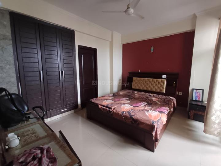 The Antriksh Golf View I Main Image 1