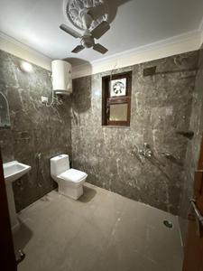 Bathroom Image of 1300 Sq.ft 2 BHK Builder Floor for rent in Palam Vihar Gurgaon for Rs. 30000