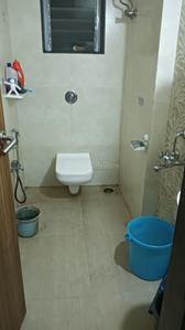 Bathroom Image of 550 Sq.ft 1 BHK Apartment / Flat for rent in Malad West Mumbai for Rs. 36000