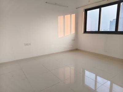Bedroom Image of 780 Sq.ft 1.5 BHK Apartment / Flat for sale in Amanora Gold Towers 44 45 And 46, Hadapsar Pune for Rs. 10000000