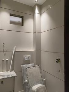 Common Bathroom Image of 950 Sq.ft 3 BHK Builder Floor for sale in Rohini Sector 28 New Delhi for Rs. 9000000