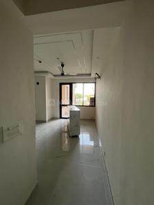 Hall Image of 882 Sq.ft 3 BHK Apartment / Flat for sale in RG Luxury Homes Tower A F And M, Noida Extension Greater Noida for Rs. 9750000