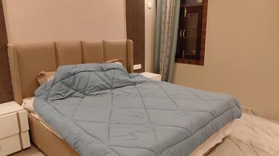 Bedroom Image of 1100 Sq.ft 2 BHK Apartment / Flat for sale in Sector 72 Noida for Rs. 5700000