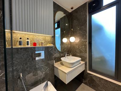 Bathroom Image of 1240 Sq.ft 3 BHK Apartment / Flat for sale in Godrej Horizon Phase II, Wadala Mumbai for Rs. 64900000