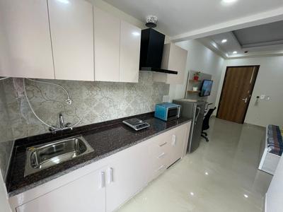 Kitchen Image of 900 Sq.ft 1 RK Builder Floor for rent in Sector 31 Gurgaon for Rs. 25000
