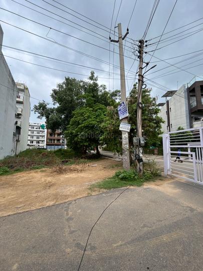 Sushant Lok Phase 3, Sector 57 Plot View 1