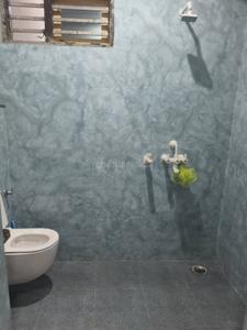 Bathroom Image of 1800 Sq.ft 2 BHK Independent House for rent in Khairati Tola Agra for Rs. 15000