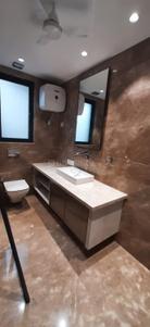 Bedroom Image of 6000 Sq.ft 4 BHK Builder Floor for sale in New Friends Colony New Delhi for Rs. 157500000