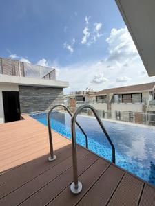 Swimming Pool Image of 6200 Sq.ft 4.5 BHK Apartment / Flat for rent in Embassy Grove, Rustam Bagh Layout Bengaluru for Rs. 350000