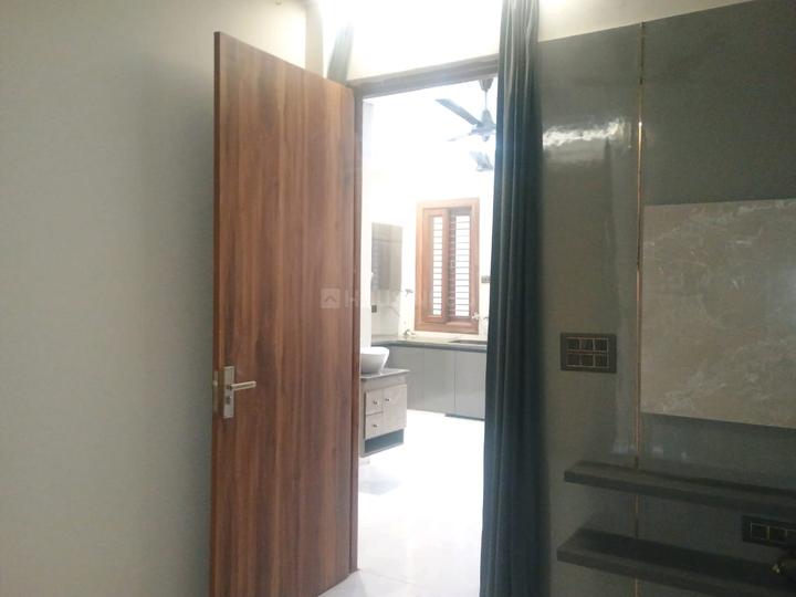 Royal Homes Main Image 1