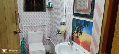 Bathroom Image of 755 Sq.ft 2 BHK Apartment / Flat for sale in Lake Town Kolkata for Rs. 3100000