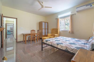 Bedroom Image of 500 Sq.ft 1 RK Apartment / Flat for rent in Colva Goa for Rs. 18000